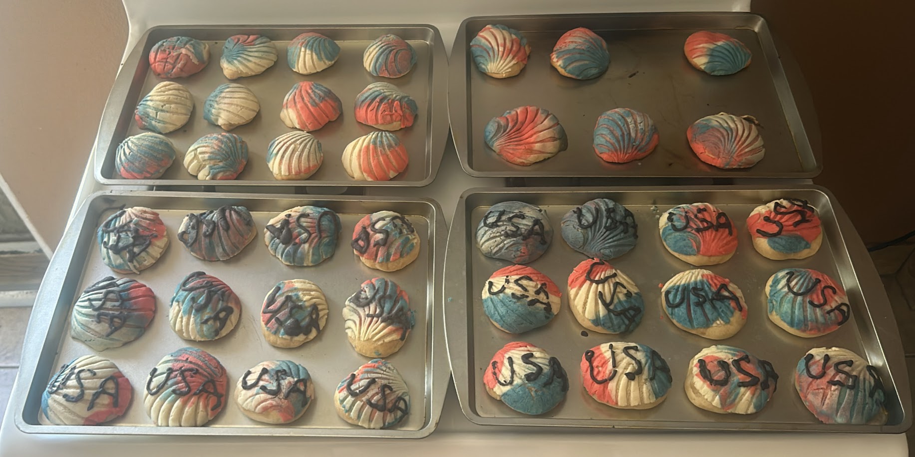 Mini Decorated Conchas