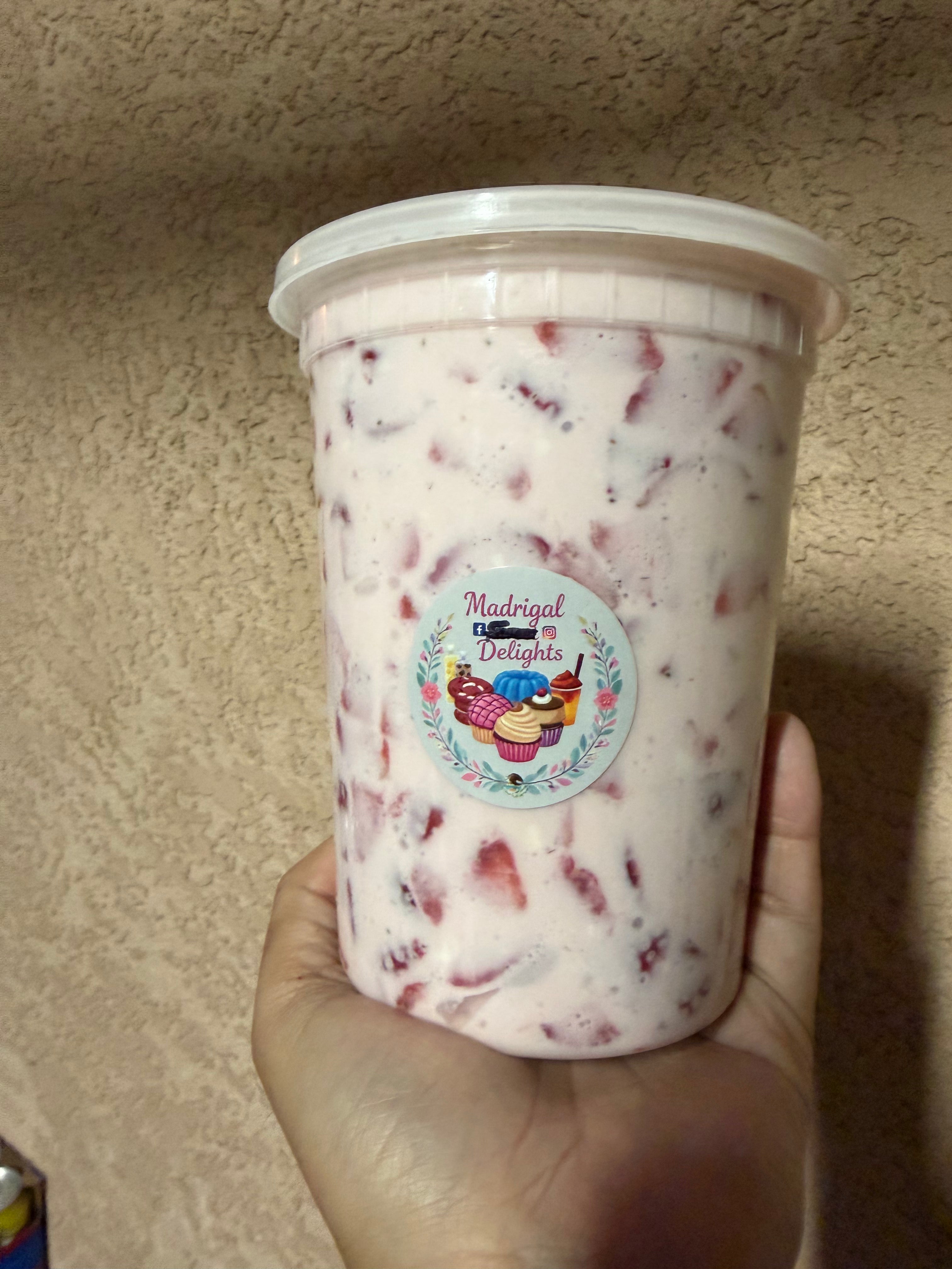 Strawberries & Creme